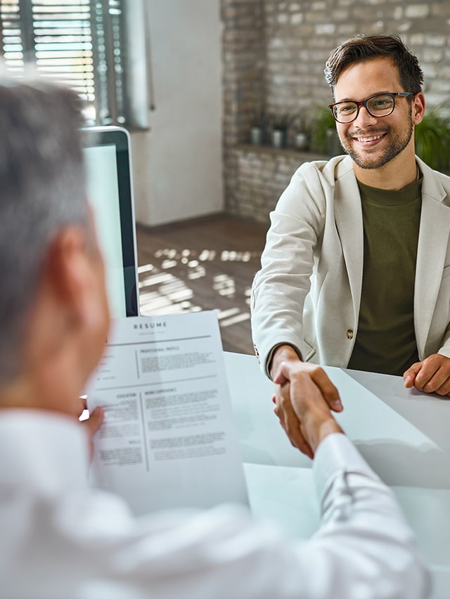 8 Best Tips To Ace Your Career Change Interview