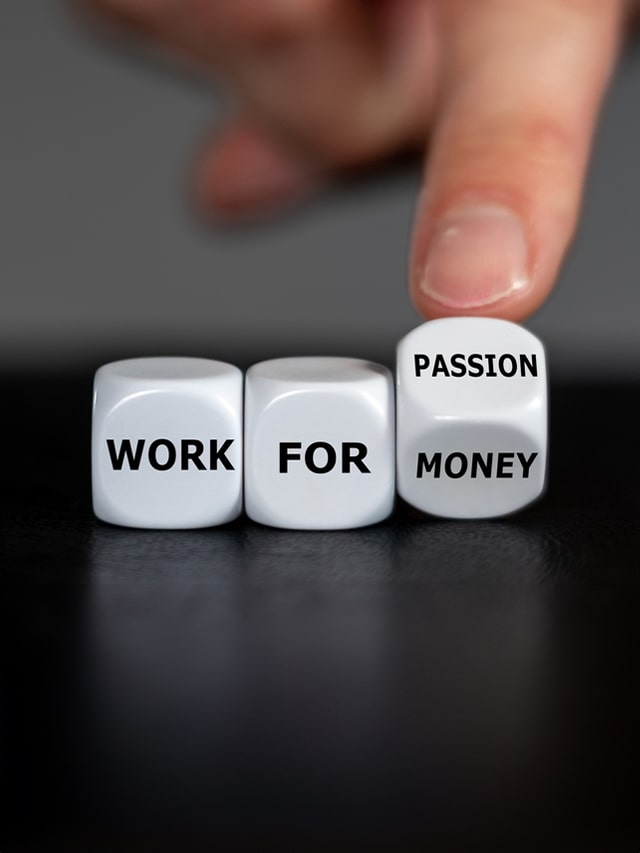 Salary vs. Benefits: The Job Seeker’s Dilemma